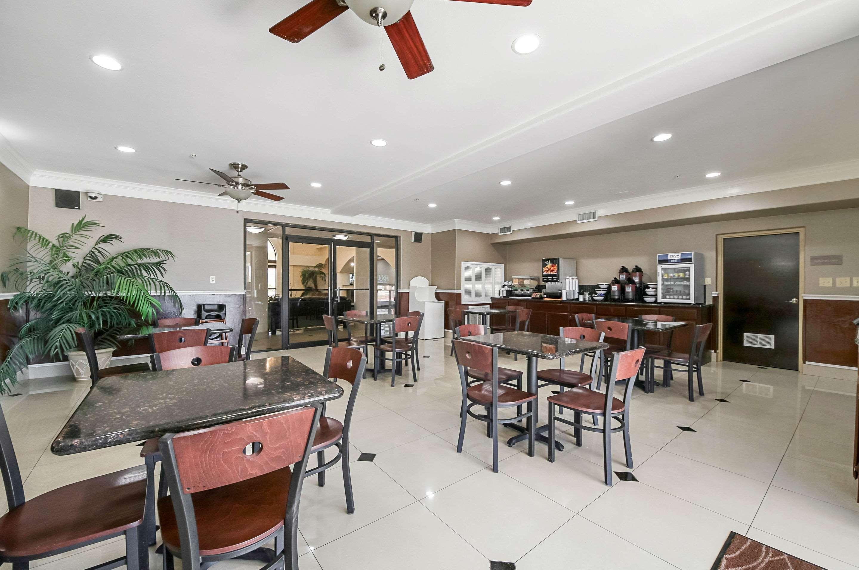 Quality Inn Kingsville Hwy 77 Экстерьер фото